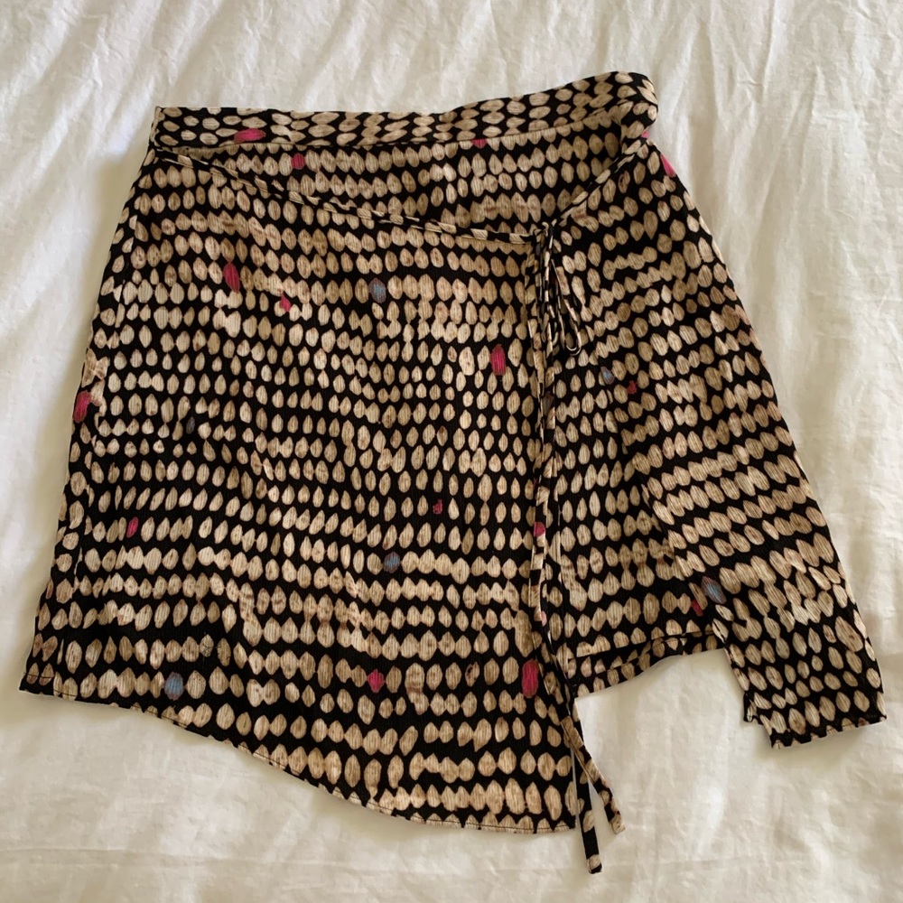 BCBG Patterned Skirt with Front Tie - NWOT